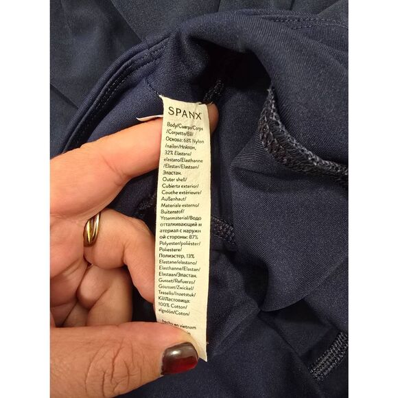 Spanx Get Moving Skort XL Navy Built-In Shorts Pocket Active Athletic Skirt - Picture 5 of 12